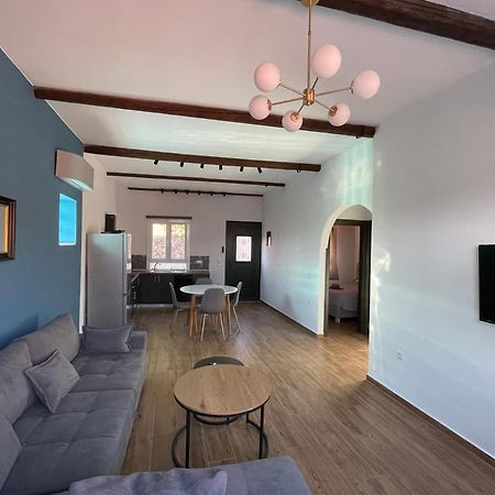 Q Apartments Molyvos Mithymna Exteriör bild